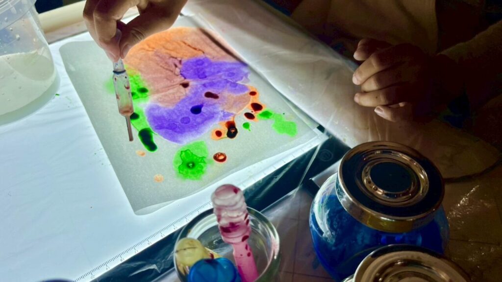 子どもの創作教室「アトリエのカギ」