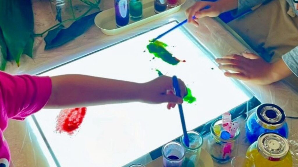 子どもの創作教室「アトリエのカギ」